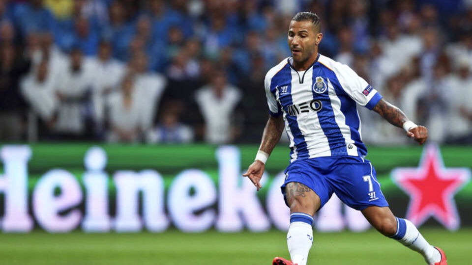 Q7'den transfer iddialarına yanıt