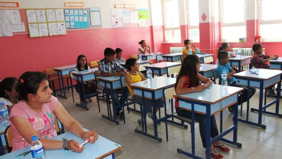 Parasız Yatılılık ve Bursluluk sınavına girecekler dikkat!