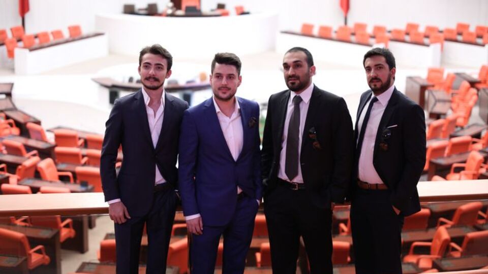 Twitter fenomenleri Meclis'te