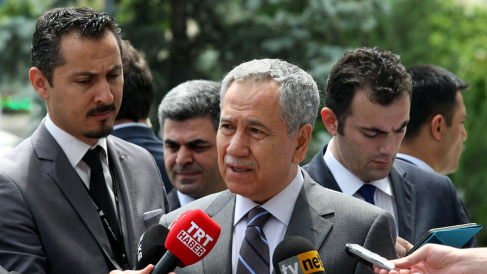 Bülent Arınç: Saygı duymamız lazım