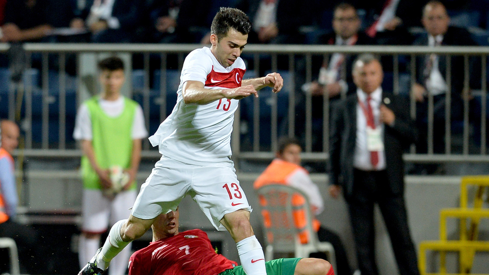 "Uzun yıllar bu formayı terletmek istiyorum"