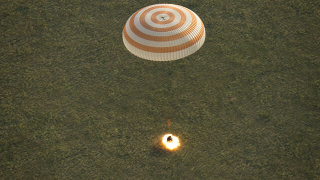 Uzayda en uzun kalan kadın astronot oldu!