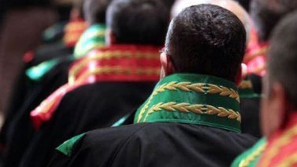 2 bin 664 hakim ve savcının görev yeri değiştirildi
