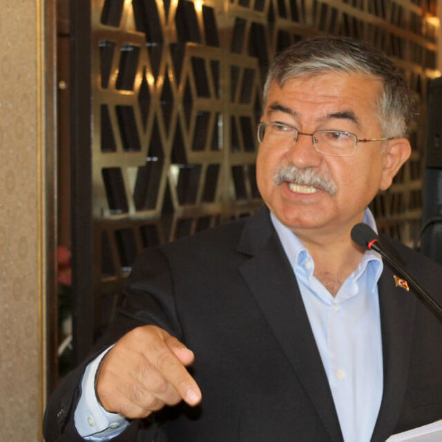 "Bütün partilerle görüşeceğiz"