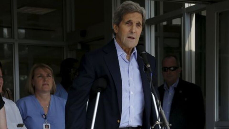 İran ve Küba, John Kerry'yi taburcu etti