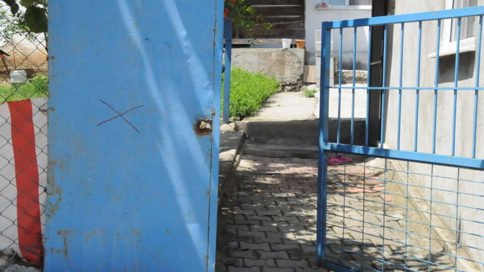 Alevi evlerine kırmızı işaret!