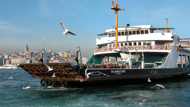 İstanbul'a yeni arabalı vapur hattı!