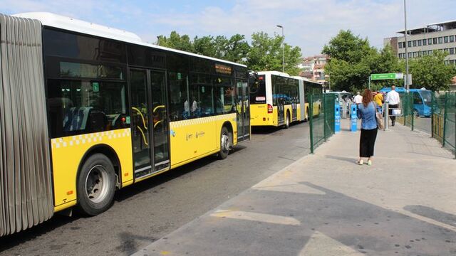 30 durakta metrobüs çilesi!