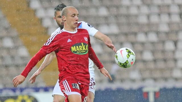 Aatif'ın transferi Amrabat'a bağlı