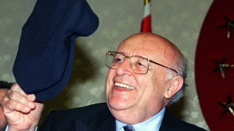 Türk siyaseti "baba"sını kaybetti