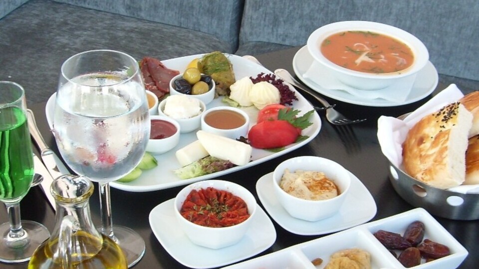 Sedef hastaları Ramazan'da nasıl beslenmeli?