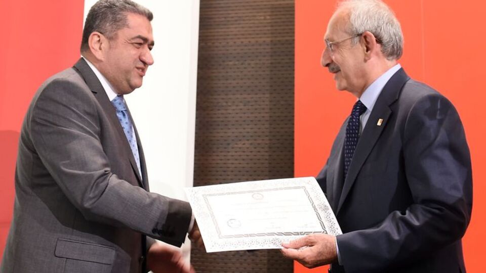 CHP Genel Başkanı Kılıçdaroğlu mazbatasını aldı