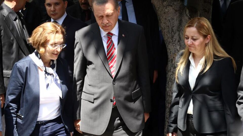 Demirel'le ilgili kararı evinde açıkladı