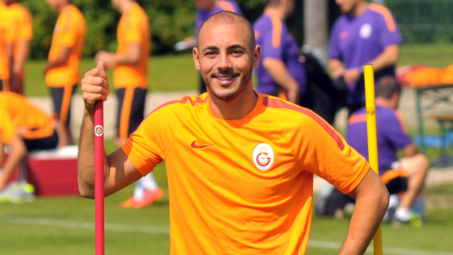 Aatıf pahalı geldi, Amrabat'la devam