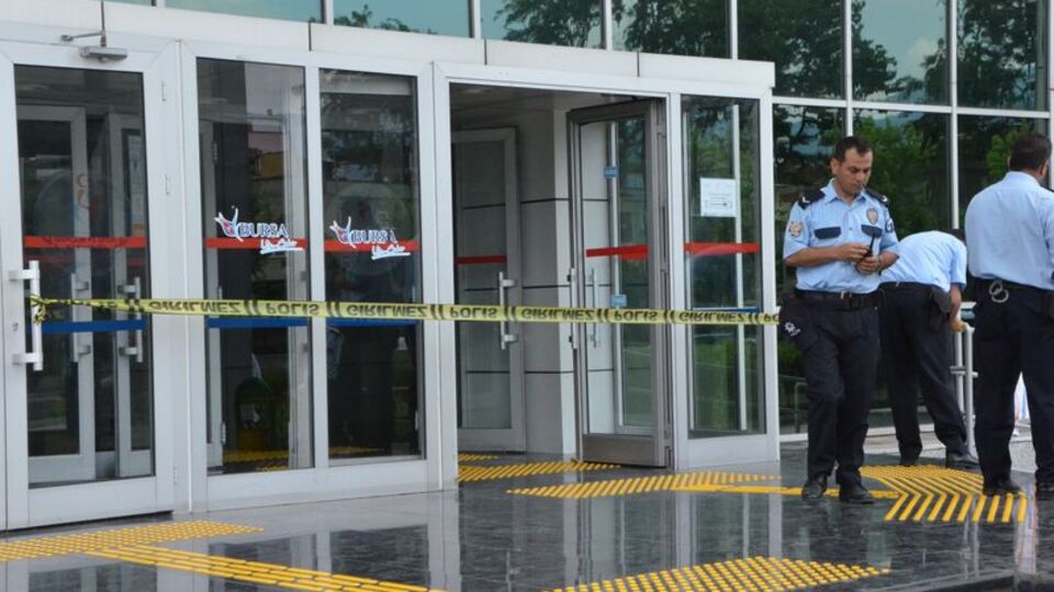 'Yüzme havuzunda zehirlendiler'