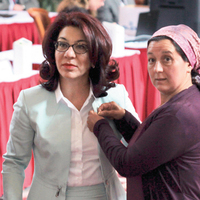 Kızlarını cinayete kurban veren annelerle gitti