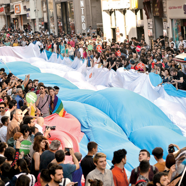İstiklal'de 6. Trans Onur Yürüyüşü