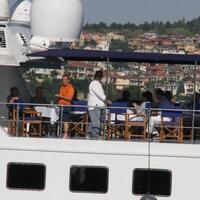 Ağa 6. teknesiyle şov yaptı!