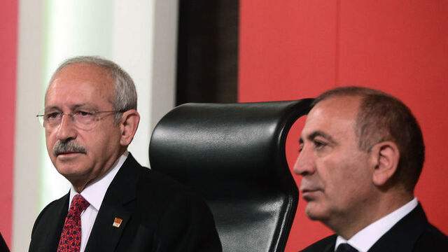 CHP, yemin töreni öncesi toplandı