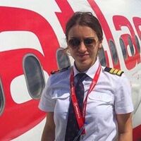 Yardımcı pilot oldu