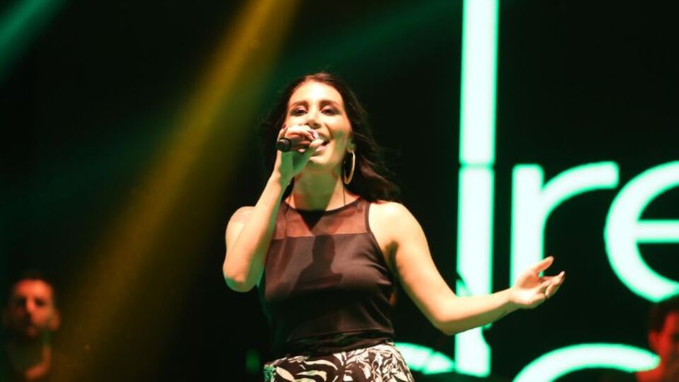 "20 TL'lik elbiseyle..."