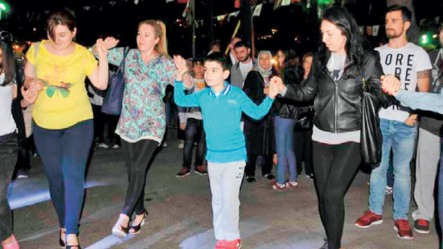 Karadeniz gecesi İstinye'de yaşanır