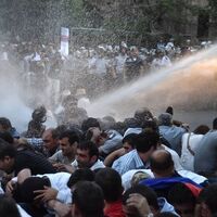 Ermenistan'ın 'Gezi'si büyüyor!