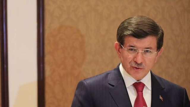 Başbakan Davutoğlu, Hakan Fidan ve Necdet Özel'le görüştü