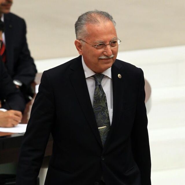 Meclis Başkanı seçim süreci başladı, ilk dilekçe verildi