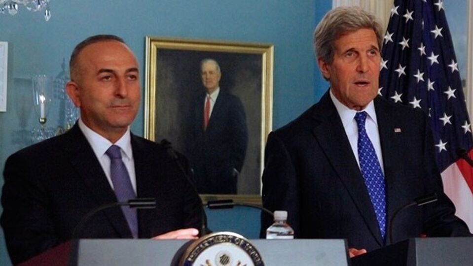 Çavuşoğlu ile Kerry arasında flaş görüşme