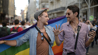 'Herkes onurlu yaşamayı hak eder'