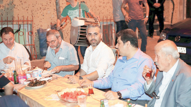 Arnavut iftarına konuk başkan