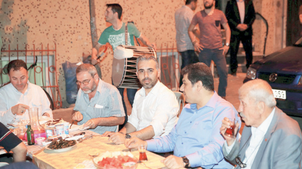 Arnavut iftarına konuk başkan