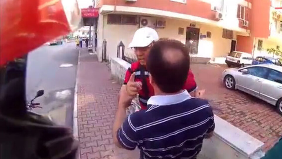 'Gençliğini söndürürüm çocuk'