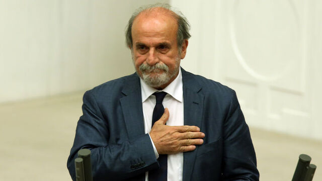 "Türkiye Yunanistan'ın borcunu üstlensin"