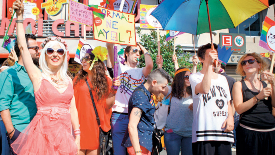 Ünlü isimlerden organ nakline destek çağrısı