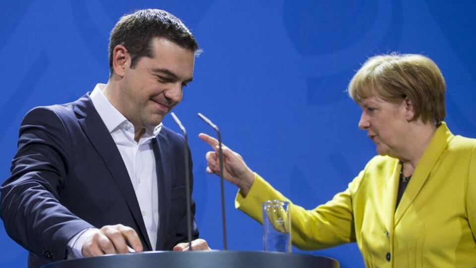 Merkel'in Yunanistan'a son mesajı!