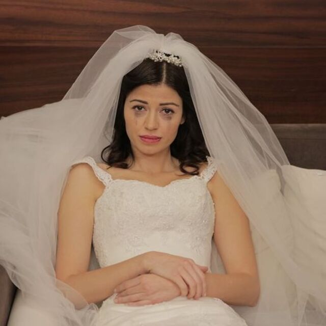 En çok o sahnelerde zorlandı