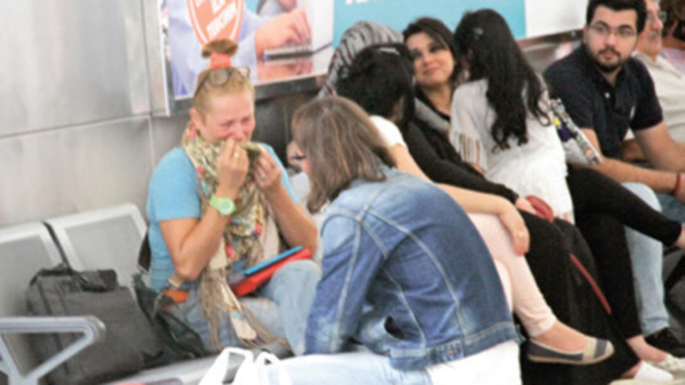 Havalimanında can dostu için gözyaşı döktü