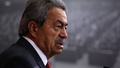 Kamer Genç'ten kötü haber!