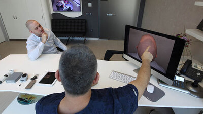 Dünyanın en başarılı saç ekimi otoriteleri İstanbul'daydı