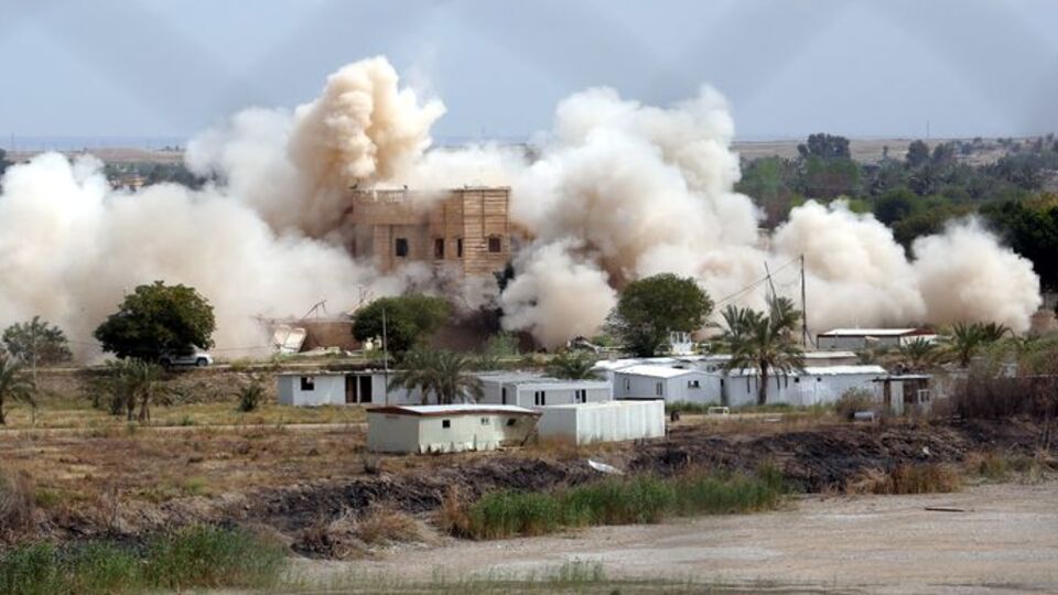 Kendi başkentlerini bombaladılar