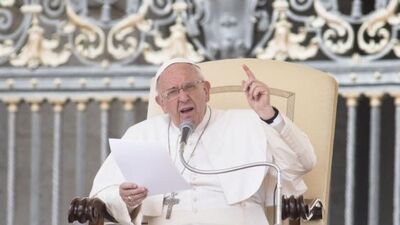 Papa, Güney Amerika'ya gidiyor