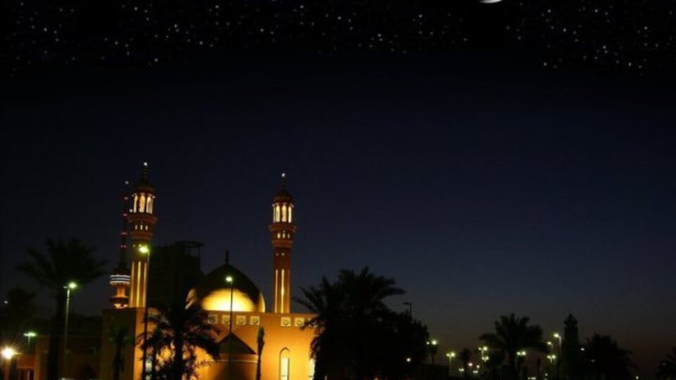 Farklı kökenden insanlar "sahur sofrası"nda buluşuyor