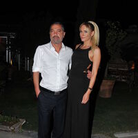 Erdal Acar'dan tanışma yemeği