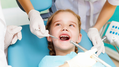 Süt dişlerini erken çektirmeyin!