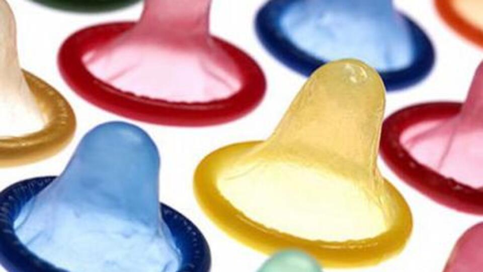 600 bin sahte prezervatif yakalandı!