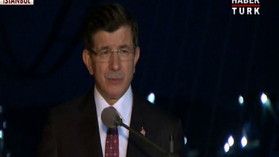 Hükümet kurma görevini alan Davutoğlu'ndan ilk açıklama