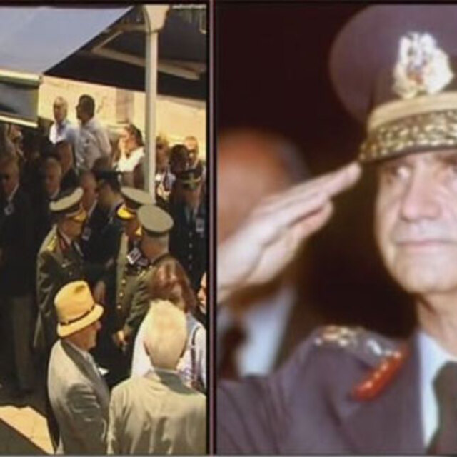 Cenazede dikkat çeken çelenk!