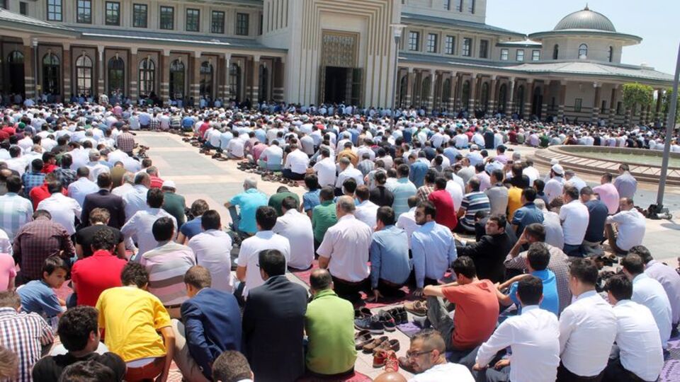 Yarın Kadir Gecesi
